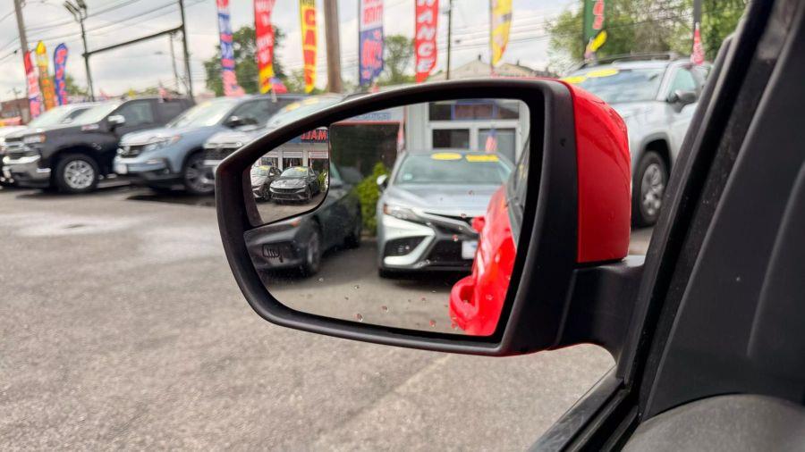2014 Ford Focus SE Sedan 4D, available for sale in Linden, New Jersey | Route 27 Auto Mall. Linden, New Jersey 2014 Ford Focus SE Sedan 4D, available for sale in Linden, New Jersey | Route 27 Auto Mall. Linden, New Jersey