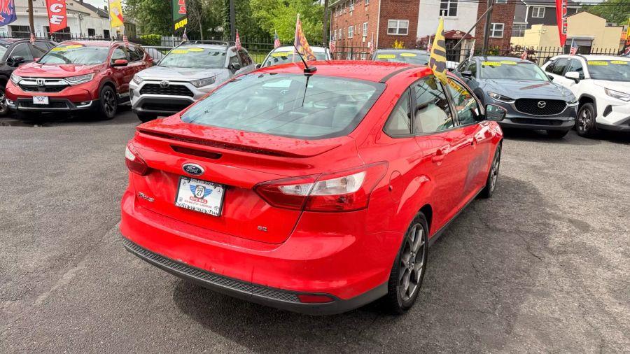 2014 Ford Focus SE Sedan 4D, available for sale in Linden, New Jersey | Route 27 Auto Mall. Linden, New Jersey 2014 Ford Focus SE Sedan 4D, available for sale in Linden, New Jersey | Route 27 Auto Mall. Linden, New Jersey