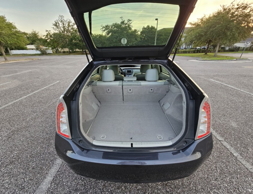 2014 Toyota Prius 5dr HB Five (Natl), available for sale in Longwood, Florida | Majestic Autos Inc.. Longwood, Florida 2014 Toyota Prius 5dr HB Five (Natl), available for sale in Longwood, Florida | Majestic Autos Inc.. Longwood, Florida