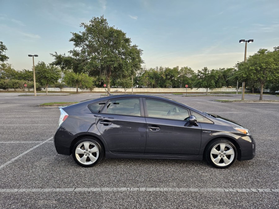 2014 Toyota Prius 5dr HB Five (Natl), available for sale in Longwood, Florida | Majestic Autos Inc.. Longwood, Florida 2014 Toyota Prius 5dr HB Five (Natl), available for sale in Longwood, Florida | Majestic Autos Inc.. Longwood, Florida