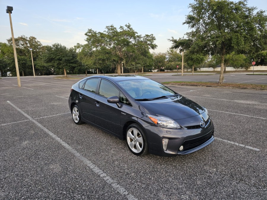 2014 Toyota Prius 5dr HB Five (Natl), available for sale in Longwood, Florida | Majestic Autos Inc.. Longwood, Florida 2014 Toyota Prius 5dr HB Five (Natl), available for sale in Longwood, Florida | Majestic Autos Inc.. Longwood, Florida