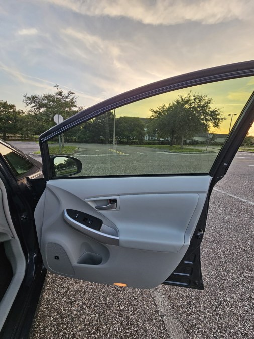 2014 Toyota Prius 5dr HB Five (Natl), available for sale in Longwood, Florida | Majestic Autos Inc.. Longwood, Florida 2014 Toyota Prius 5dr HB Five (Natl), available for sale in Longwood, Florida | Majestic Autos Inc.. Longwood, Florida