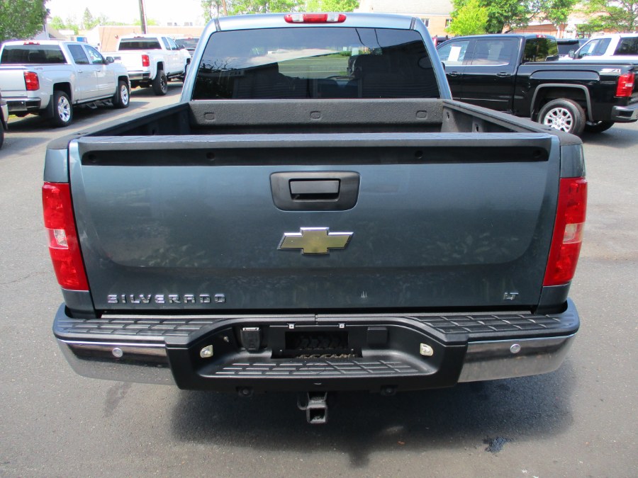 2007 Chevrolet Silverado 1500 4WD Crew Cab 143.5" LT w/1LT, available for sale in Suffield, Connecticut | Suffield Auto LLC. Suffield, Connecticut 2007 Chevrolet Silverado 1500 4WD Crew Cab 143.5" LT w/1LT, available for sale in Suffield, Connecticut | Suffield Auto LLC. Suffield, Connecticut