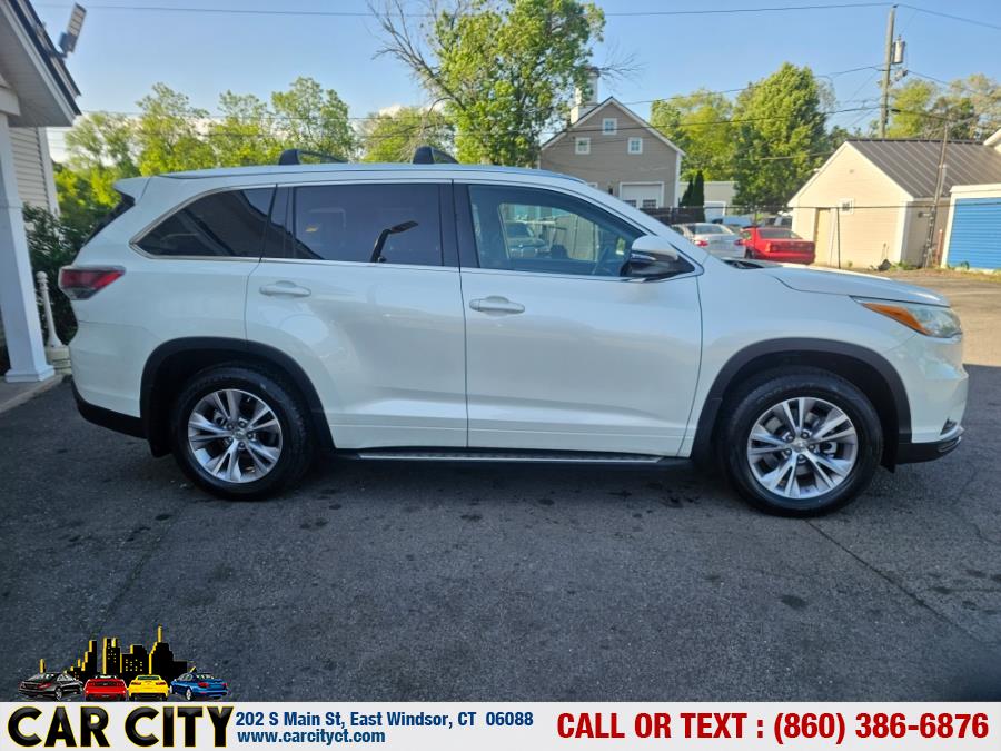 2015 Toyota Highlander AWD 4dr V6 XLE (Natl), available for sale in East Windsor, Connecticut | Car City LLC. East Windsor, Connecticut 2015 Toyota Highlander AWD 4dr V6 XLE (Natl), available for sale in East Windsor, Connecticut | Car City LLC. East Windsor, Connecticut