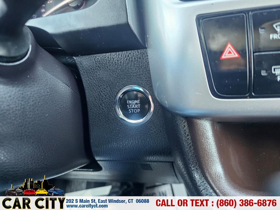 2015 Toyota Highlander AWD 4dr V6 XLE (Natl), available for sale in East Windsor, Connecticut | Car City LLC. East Windsor, Connecticut 2015 Toyota Highlander AWD 4dr V6 XLE (Natl), available for sale in East Windsor, Connecticut | Car City LLC. East Windsor, Connecticut