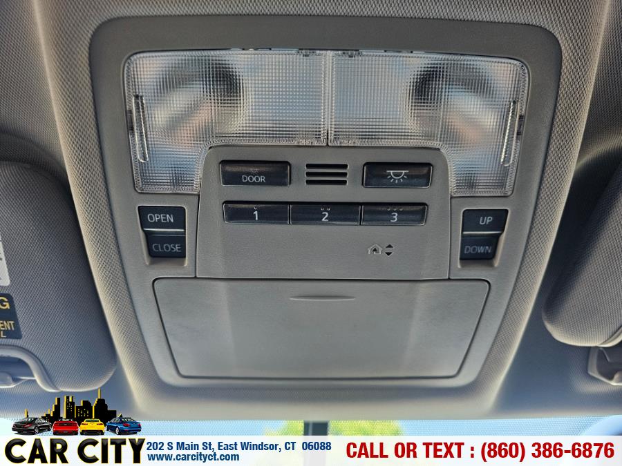 2015 Toyota Highlander AWD 4dr V6 XLE (Natl), available for sale in East Windsor, Connecticut | Car City LLC. East Windsor, Connecticut 2015 Toyota Highlander AWD 4dr V6 XLE (Natl), available for sale in East Windsor, Connecticut | Car City LLC. East Windsor, Connecticut