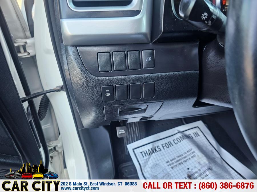 2015 Toyota Highlander AWD 4dr V6 XLE (Natl), available for sale in East Windsor, Connecticut | Car City LLC. East Windsor, Connecticut 2015 Toyota Highlander AWD 4dr V6 XLE (Natl), available for sale in East Windsor, Connecticut | Car City LLC. East Windsor, Connecticut