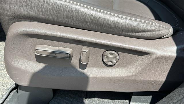 2023 Honda Odyssey Touring, available for sale in Avon, Connecticut | Sullivan Automotive Group. Avon, Connecticut 2023 Honda Odyssey Touring, available for sale in Avon, Connecticut | Sullivan Automotive Group. Avon, Connecticut