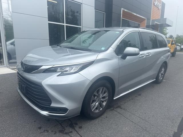 Used 2022 Toyota Sienna in Avon, Connecticut | Sullivan Automotive Group. Avon, Connecticut