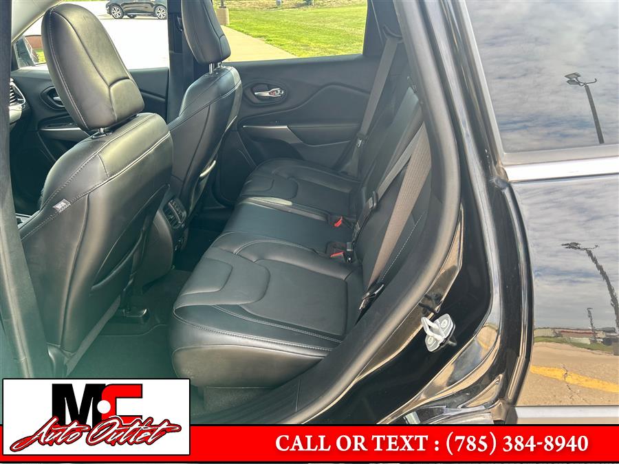 2021 Jeep Cherokee Limited FWD, available for sale in Colby, Kansas | M C Auto Outlet Inc. Colby, Kansas 2021 Jeep Cherokee Limited FWD, available for sale in Colby, Kansas | M C Auto Outlet Inc. Colby, Kansas