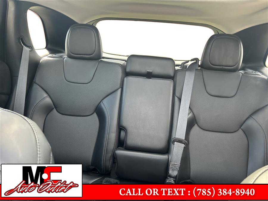 2021 Jeep Cherokee Limited FWD, available for sale in Colby, Kansas | M C Auto Outlet Inc. Colby, Kansas 2021 Jeep Cherokee Limited FWD, available for sale in Colby, Kansas | M C Auto Outlet Inc. Colby, Kansas