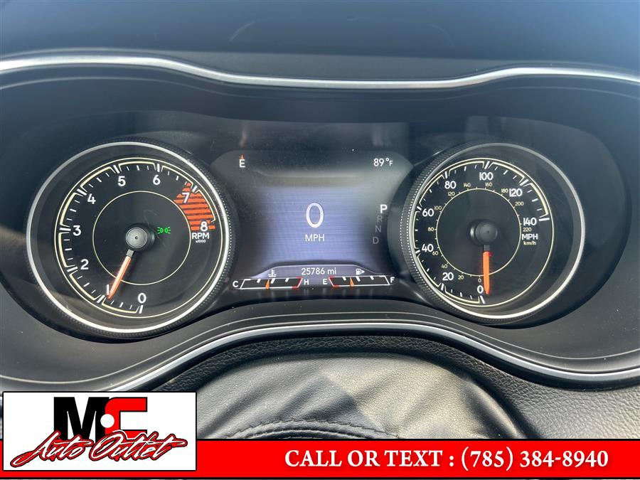 2021 Jeep Cherokee Limited FWD, available for sale in Colby, Kansas | M C Auto Outlet Inc. Colby, Kansas 2021 Jeep Cherokee Limited FWD, available for sale in Colby, Kansas | M C Auto Outlet Inc. Colby, Kansas