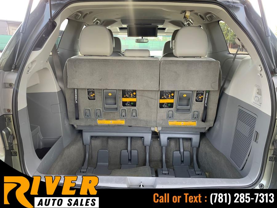 2013 Toyota Sienna 5dr 7-Pass Van V6 XLE AWD (Natl), available for sale in Malden, Massachusetts | River Auto Sales. Malden, Massachusetts 2013 Toyota Sienna 5dr 7-Pass Van V6 XLE AWD (Natl), available for sale in Malden, Massachusetts | River Auto Sales. Malden, Massachusetts