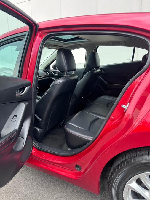 2015 Mazda Mazda3 5dr HB Auto i Grand Touring, available for sale in Garfield, New Jersey | Mikes Auto Sales LLC. Garfield, New Jersey 2015 Mazda Mazda3 5dr HB Auto i Grand Touring, available for sale in Garfield, New Jersey | Mikes Auto Sales LLC. Garfield, New Jersey