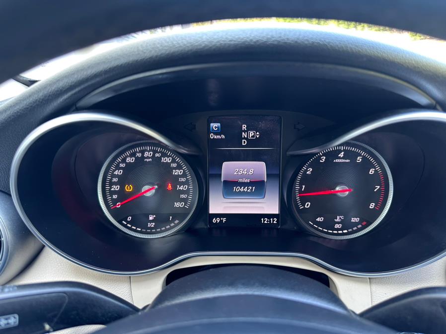2015 Mercedes-Benz C-Class 4dr Sdn C300 Luxury RWD, available for sale in Garfield, New Jersey | Mikes Auto Sales LLC. Garfield, New Jersey 2015 Mercedes-Benz C-Class 4dr Sdn C300 Luxury RWD, available for sale in Garfield, New Jersey | Mikes Auto Sales LLC. Garfield, New Jersey