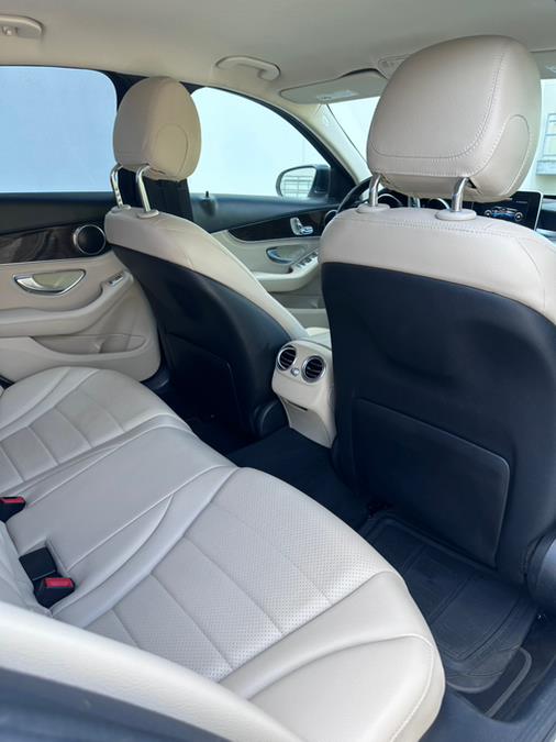 2015 Mercedes-Benz C-Class 4dr Sdn C300 Luxury RWD, available for sale in Garfield, New Jersey | Mikes Auto Sales LLC. Garfield, New Jersey 2015 Mercedes-Benz C-Class 4dr Sdn C300 Luxury RWD, available for sale in Garfield, New Jersey | Mikes Auto Sales LLC. Garfield, New Jersey