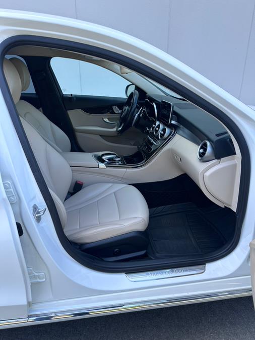 2015 Mercedes-Benz C-Class 4dr Sdn C300 Luxury RWD, available for sale in Garfield, New Jersey | Mikes Auto Sales LLC. Garfield, New Jersey 2015 Mercedes-Benz C-Class 4dr Sdn C300 Luxury RWD, available for sale in Garfield, New Jersey | Mikes Auto Sales LLC. Garfield, New Jersey