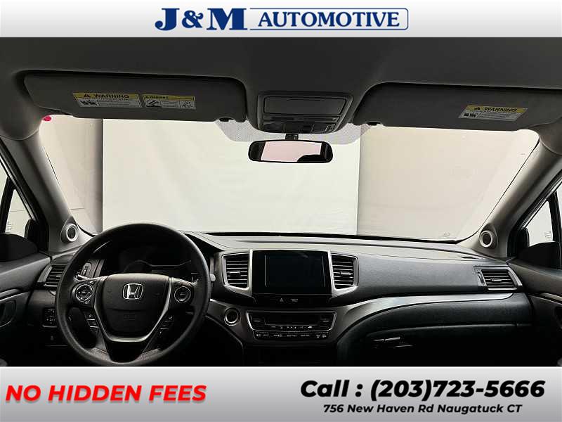 2018 Honda Pilot EX, available for sale in Naugatuck, Connecticut | J&M Automotive Sls&Svc LLC. Naugatuck, Connecticut 2018 Honda Pilot EX, available for sale in Naugatuck, Connecticut | J&M Automotive Sls&Svc LLC. Naugatuck, Connecticut