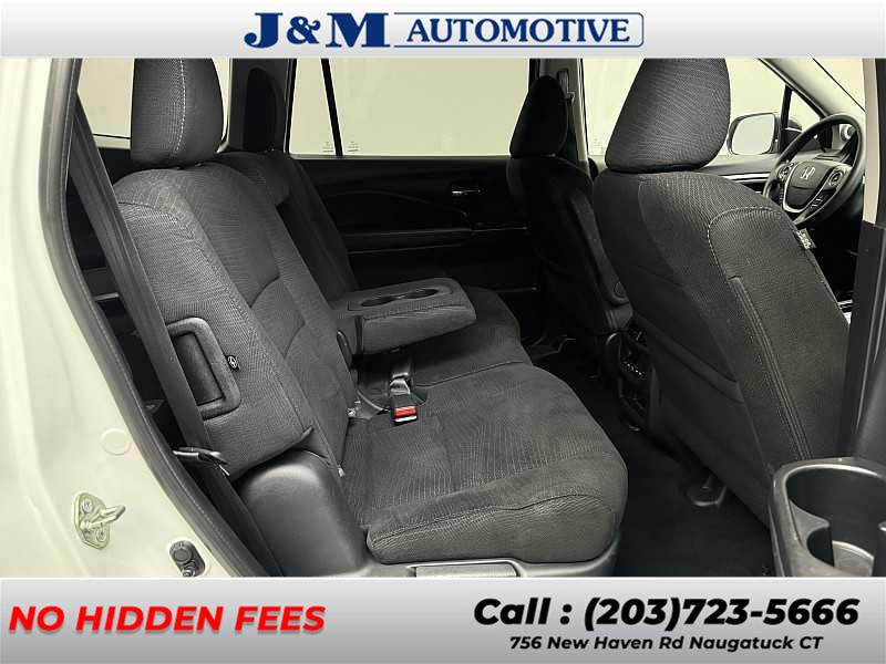 2018 Honda Pilot EX, available for sale in Naugatuck, Connecticut | J&M Automotive Sls&Svc LLC. Naugatuck, Connecticut 2018 Honda Pilot EX, available for sale in Naugatuck, Connecticut | J&M Automotive Sls&Svc LLC. Naugatuck, Connecticut