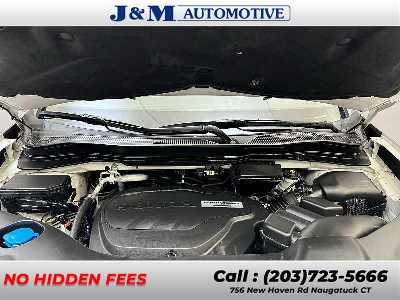 2018 Honda Pilot EX, available for sale in Naugatuck, Connecticut | J&M Automotive Sls&Svc LLC. Naugatuck, Connecticut 2018 Honda Pilot EX, available for sale in Naugatuck, Connecticut | J&M Automotive Sls&Svc LLC. Naugatuck, Connecticut