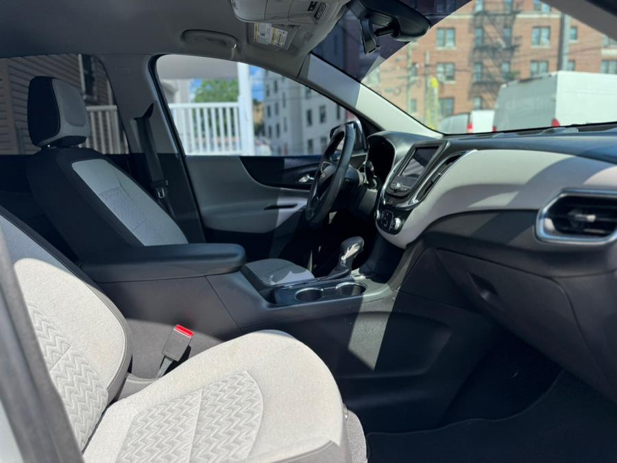 2022 Chevrolet Equinox AWD 4dr LT w/1LT, available for sale in Irvington, New Jersey | RT 603 Auto Mall. Irvington, New Jersey 2022 Chevrolet Equinox AWD 4dr LT w/1LT, available for sale in Irvington, New Jersey | RT 603 Auto Mall. Irvington, New Jersey