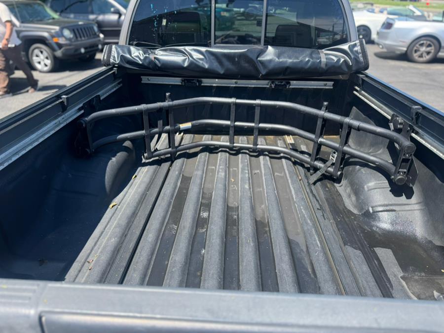2006 Nissan Frontier LE King Cab V6 Auto 4WD, available for sale in BURLINGTON, New Jersey | Tri States Auto Group. BURLINGTON, New Jersey 2006 Nissan Frontier LE King Cab V6 Auto 4WD, available for sale in BURLINGTON, New Jersey | Tri States Auto Group. BURLINGTON, New Jersey
