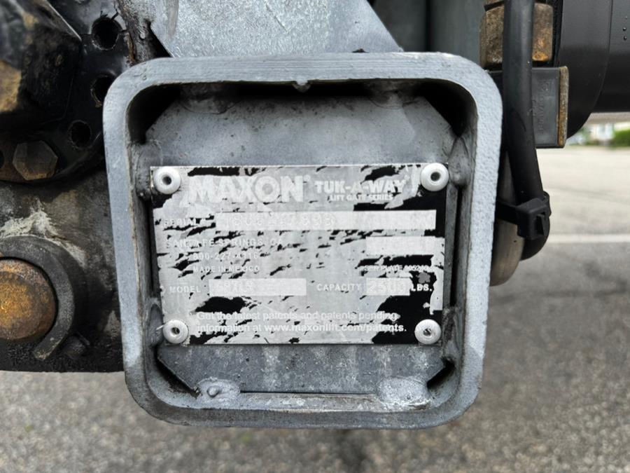 2019 Hino 268A 26 FT MICKEY BOX MAXON LIFTGATE NON CDL, available for sale in Paterson, New Jersey | Speedway Commercial Motors LLC. Paterson, New Jersey 2019 Hino 268A 26 FT MICKEY BOX MAXON LIFTGATE NON CDL, available for sale in Paterson, New Jersey | Speedway Commercial Motors LLC. Paterson, New Jersey