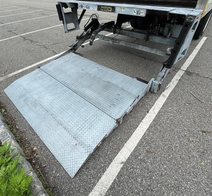 2019 Hino 268A 26 FT MICKEY BOX MAXON LIFTGATE NON CDL, available for sale in Paterson, New Jersey | Speedway Commercial Motors LLC. Paterson, New Jersey 2019 Hino 268A 26 FT MICKEY BOX MAXON LIFTGATE NON CDL, available for sale in Paterson, New Jersey | Speedway Commercial Motors LLC. Paterson, New Jersey