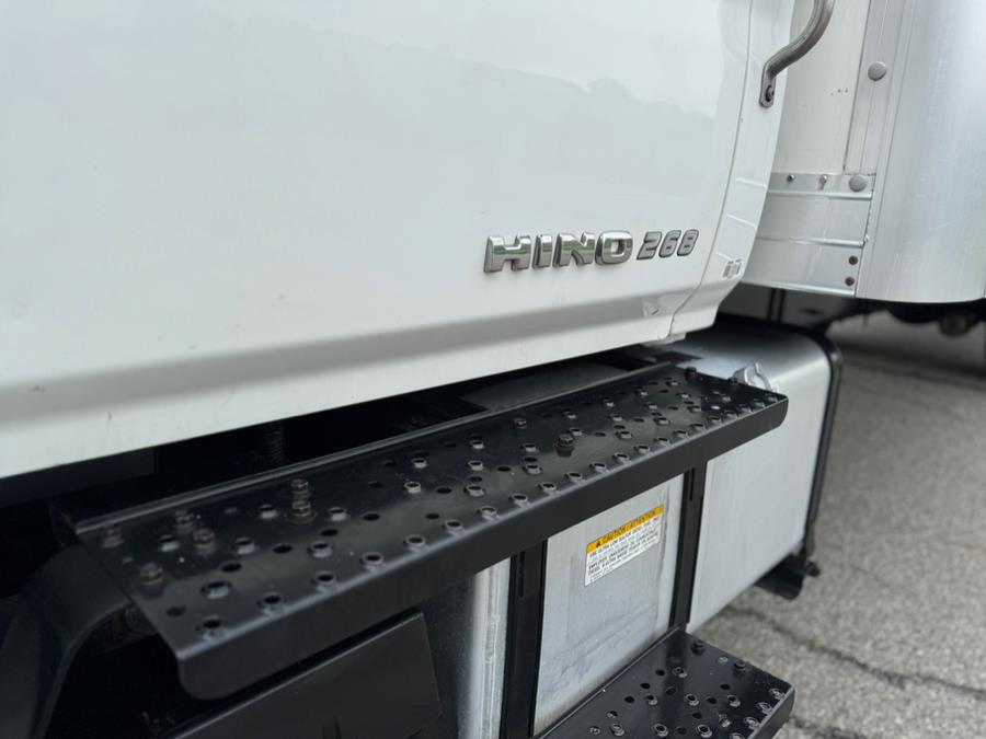 2019 Hino 268A 26 FT MICKEY BOX MAXON LIFTGATE NON CDL, available for sale in Paterson, New Jersey | Speedway Commercial Motors LLC. Paterson, New Jersey 2019 Hino 268A 26 FT MICKEY BOX MAXON LIFTGATE NON CDL, available for sale in Paterson, New Jersey | Speedway Commercial Motors LLC. Paterson, New Jersey