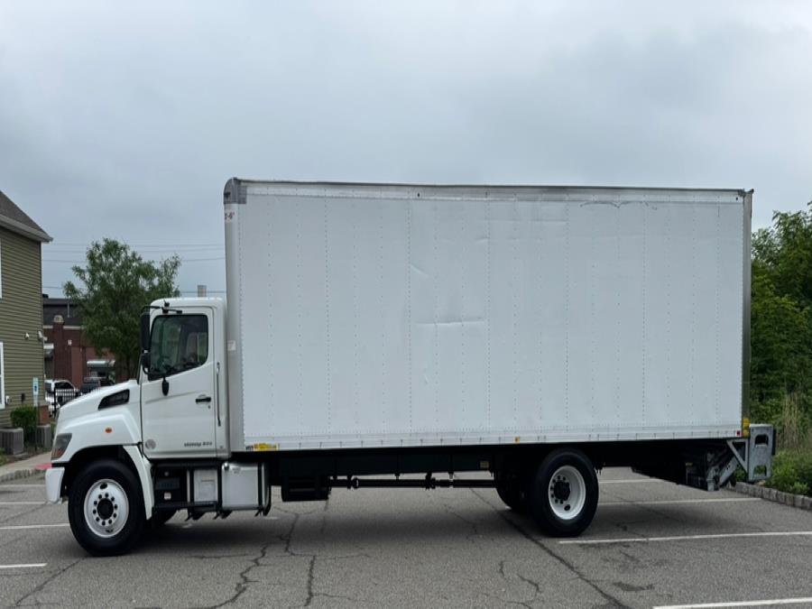 2019 Hino 268A 26 FT MICKEY BOX MAXON LIFTGATE NON CDL, available for sale in Paterson, New Jersey | Speedway Commercial Motors LLC. Paterson, New Jersey 2019 Hino 268A 26 FT MICKEY BOX MAXON LIFTGATE NON CDL, available for sale in Paterson, New Jersey | Speedway Commercial Motors LLC. Paterson, New Jersey