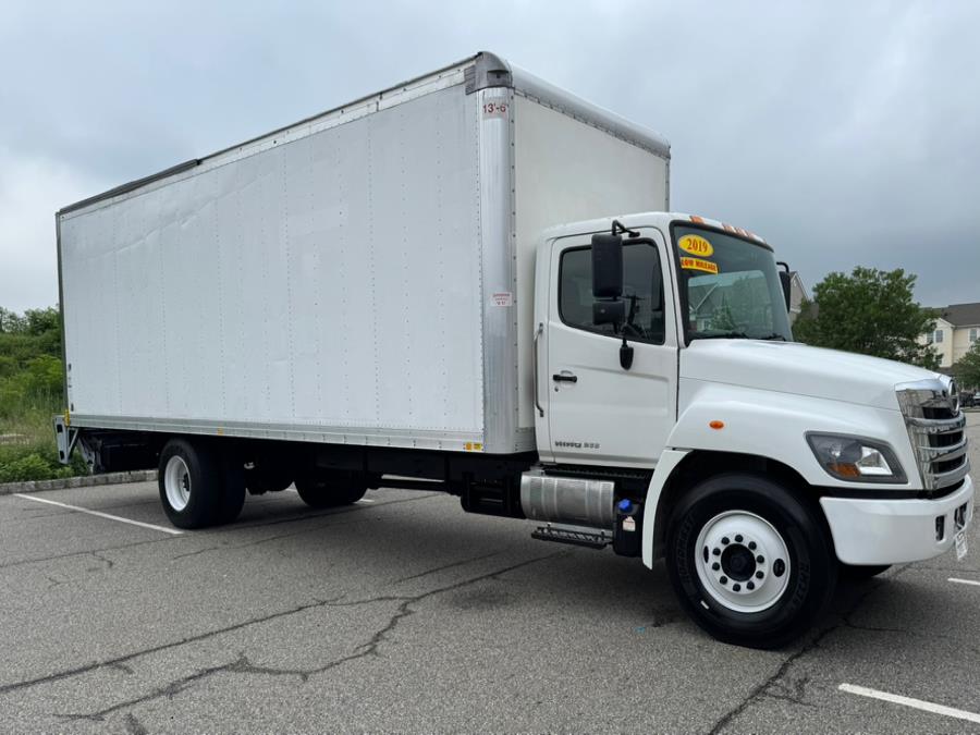2019 Hino 268A 26 FT MICKEY BOX MAXON LIFTGATE NON CDL, available for sale in Paterson, New Jersey | Speedway Commercial Motors LLC. Paterson, New Jersey 2019 Hino 268A 26 FT MICKEY BOX MAXON LIFTGATE NON CDL, available for sale in Paterson, New Jersey | Speedway Commercial Motors LLC. Paterson, New Jersey