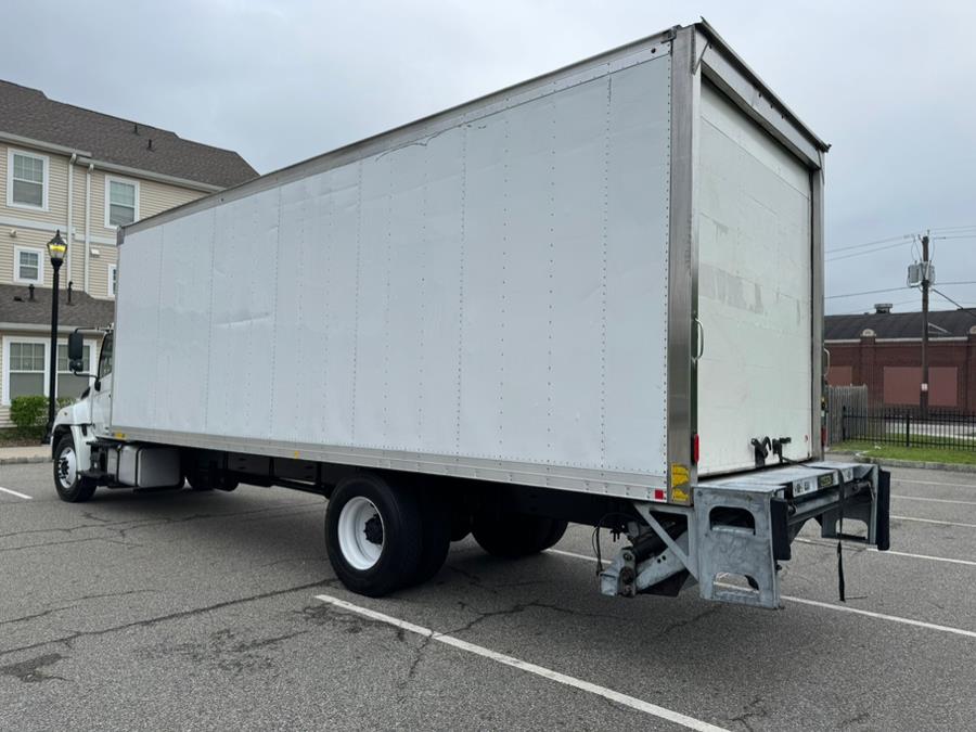 2019 Hino 268A 26 FT MICKEY BOX MAXON LIFTGATE NON CDL, available for sale in Paterson, New Jersey | Speedway Commercial Motors LLC. Paterson, New Jersey 2019 Hino 268A 26 FT MICKEY BOX MAXON LIFTGATE NON CDL, available for sale in Paterson, New Jersey | Speedway Commercial Motors LLC. Paterson, New Jersey
