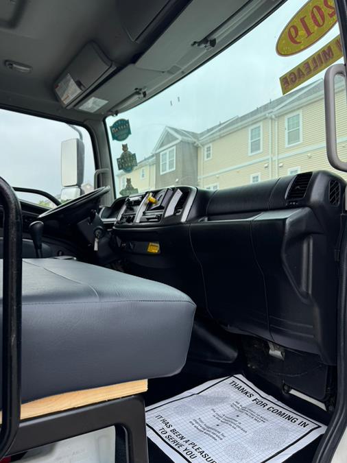 2019 Hino 268A 26 FT MICKEY BOX MAXON LIFTGATE NON CDL, available for sale in Paterson, New Jersey | Speedway Commercial Motors LLC. Paterson, New Jersey 2019 Hino 268A 26 FT MICKEY BOX MAXON LIFTGATE NON CDL, available for sale in Paterson, New Jersey | Speedway Commercial Motors LLC. Paterson, New Jersey