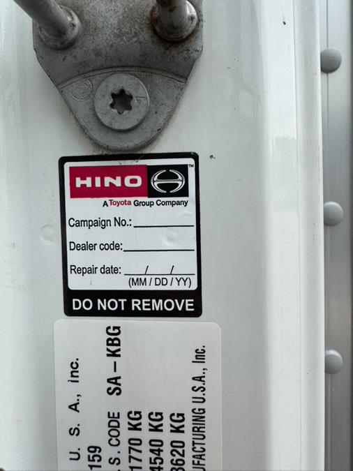 2019 Hino 268A 26 FT MICKEY BOX MAXON LIFTGATE NON CDL, available for sale in Paterson, New Jersey | Speedway Commercial Motors LLC. Paterson, New Jersey 2019 Hino 268A 26 FT MICKEY BOX MAXON LIFTGATE NON CDL, available for sale in Paterson, New Jersey | Speedway Commercial Motors LLC. Paterson, New Jersey