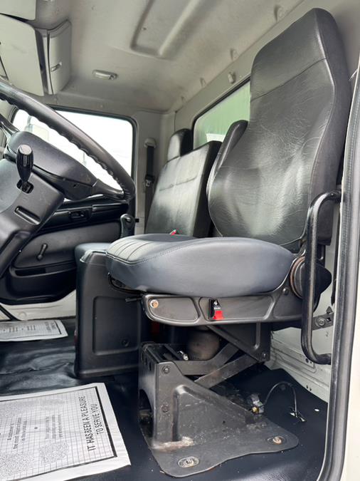 2019 Hino 268A 26 FT MICKEY BOX MAXON LIFTGATE NON CDL, available for sale in Paterson, New Jersey | Speedway Commercial Motors LLC. Paterson, New Jersey 2019 Hino 268A 26 FT MICKEY BOX MAXON LIFTGATE NON CDL, available for sale in Paterson, New Jersey | Speedway Commercial Motors LLC. Paterson, New Jersey