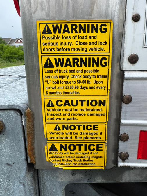 2019 Hino 268A 26 FT MICKEY BOX MAXON LIFTGATE NON CDL, available for sale in Paterson, New Jersey | Speedway Commercial Motors LLC. Paterson, New Jersey 2019 Hino 268A 26 FT MICKEY BOX MAXON LIFTGATE NON CDL, available for sale in Paterson, New Jersey | Speedway Commercial Motors LLC. Paterson, New Jersey