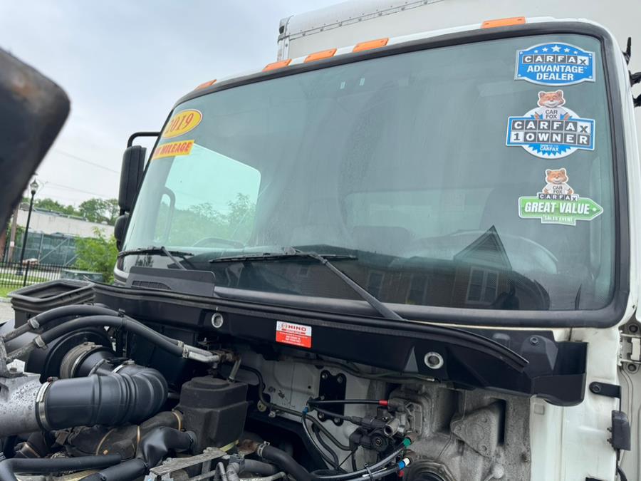 2019 Hino 268A 26 FT MICKEY BOX MAXON LIFTGATE NON CDL, available for sale in Paterson, New Jersey | Speedway Commercial Motors LLC. Paterson, New Jersey 2019 Hino 268A 26 FT MICKEY BOX MAXON LIFTGATE NON CDL, available for sale in Paterson, New Jersey | Speedway Commercial Motors LLC. Paterson, New Jersey