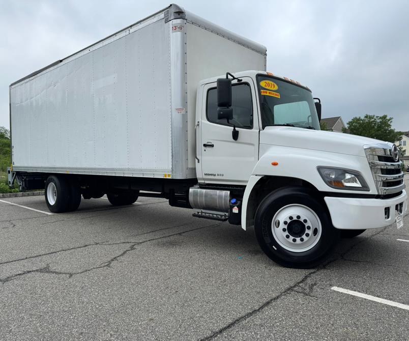 Used 2019 Hino 268A in Paterson, New Jersey | Speedway Motors LLC. Paterson, New Jersey