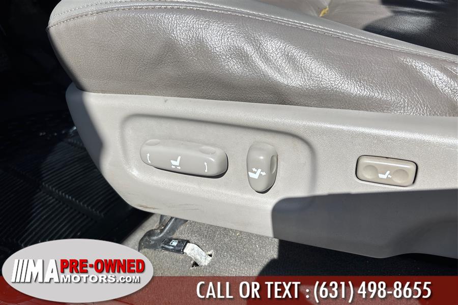 2006 Toyota Sequoia 4dr SR5 (Natl), available for sale in Huntington Station, New York | M & A Motors. Huntington Station, New York 2006 Toyota Sequoia 4dr SR5 (Natl), available for sale in Huntington Station, New York | M & A Motors. Huntington Station, New York
