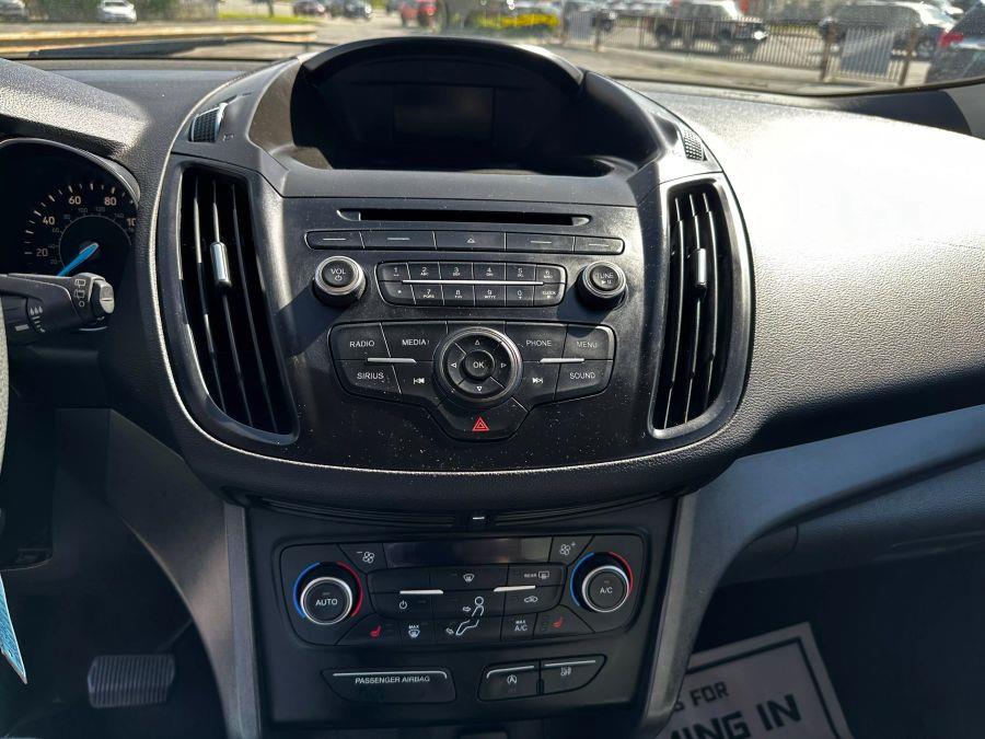 2018 Ford Escape SE Sport Utility 4D, available for sale in Rochester, New York | 5 Star Motor Group. Rochester, New York 2018 Ford Escape SE Sport Utility 4D, available for sale in Rochester, New York | 5 Star Motor Group. Rochester, New York