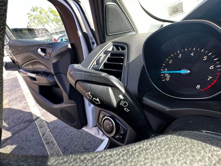 2018 Ford Escape SE Sport Utility 4D, available for sale in Rochester, New York | 5 Star Motor Group. Rochester, New York 2018 Ford Escape SE Sport Utility 4D, available for sale in Rochester, New York | 5 Star Motor Group. Rochester, New York