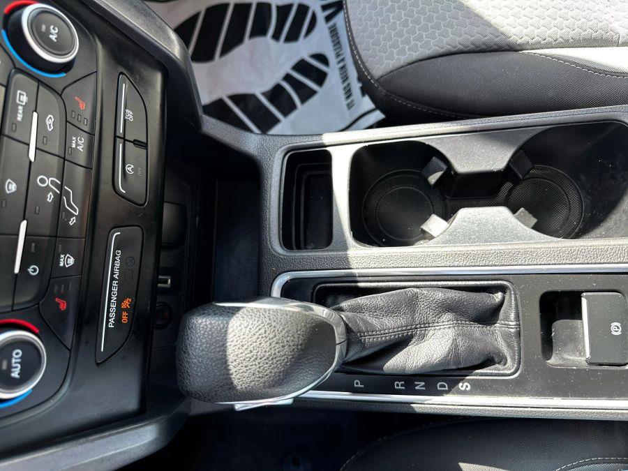 2018 Ford Escape SE Sport Utility 4D, available for sale in Rochester, New York | 5 Star Motor Group. Rochester, New York 2018 Ford Escape SE Sport Utility 4D, available for sale in Rochester, New York | 5 Star Motor Group. Rochester, New York
