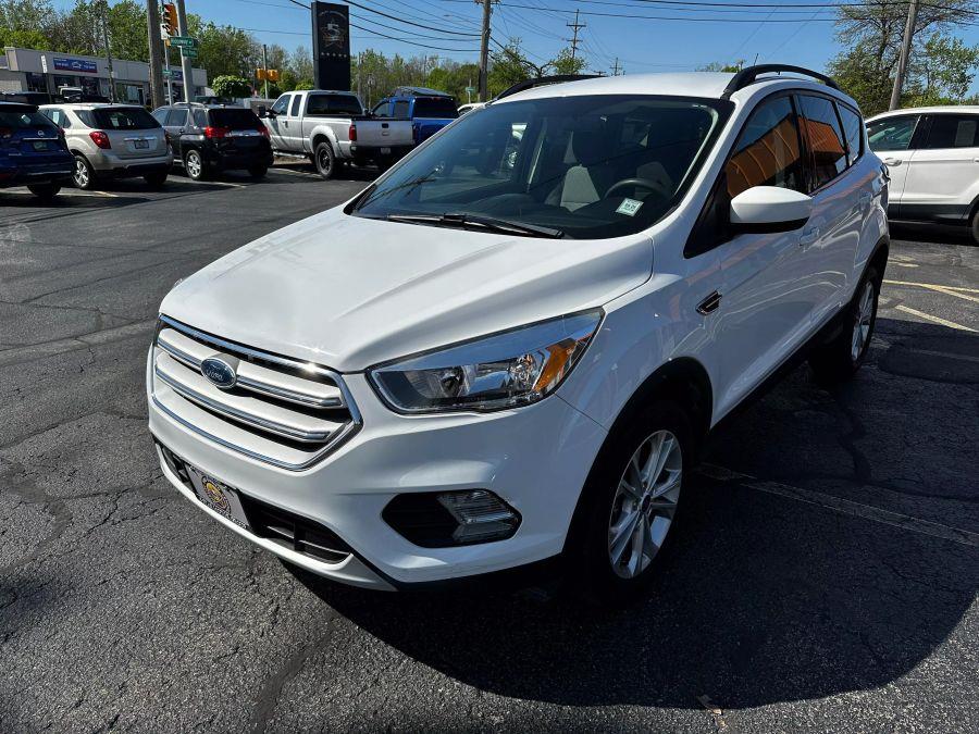2018 Ford Escape SE Sport Utility 4D, available for sale in Rochester, New York | 5 Star Motor Group. Rochester, New York 2018 Ford Escape SE Sport Utility 4D, available for sale in Rochester, New York | 5 Star Motor Group. Rochester, New York