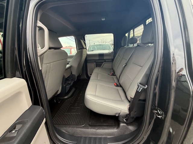 2022 Ford Super Duty F-350 SRW XLT 4WD Crew Cab 6.75'' Box, available for sale in Huntington Station, New York | Huntington Auto Mall. Huntington Station, New York 2022 Ford Super Duty F-350 SRW XLT 4WD Crew Cab 6.75'' Box, available for sale in Huntington Station, New York | Huntington Auto Mall. Huntington Station, New York