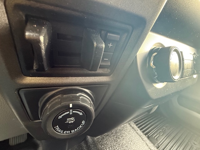 2022 Ford Super Duty F-350 SRW XLT 4WD Crew Cab 6.75'' Box, available for sale in Huntington Station, New York | Huntington Auto Mall. Huntington Station, New York 2022 Ford Super Duty F-350 SRW XLT 4WD Crew Cab 6.75'' Box, available for sale in Huntington Station, New York | Huntington Auto Mall. Huntington Station, New York