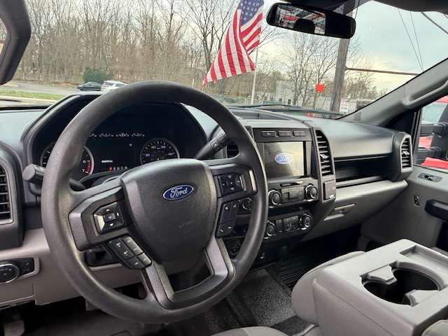 2022 Ford Super Duty F-350 SRW XLT 4WD Crew Cab 6.75'' Box, available for sale in Huntington Station, New York | Huntington Auto Mall. Huntington Station, New York 2022 Ford Super Duty F-350 SRW XLT 4WD Crew Cab 6.75'' Box, available for sale in Huntington Station, New York | Huntington Auto Mall. Huntington Station, New York