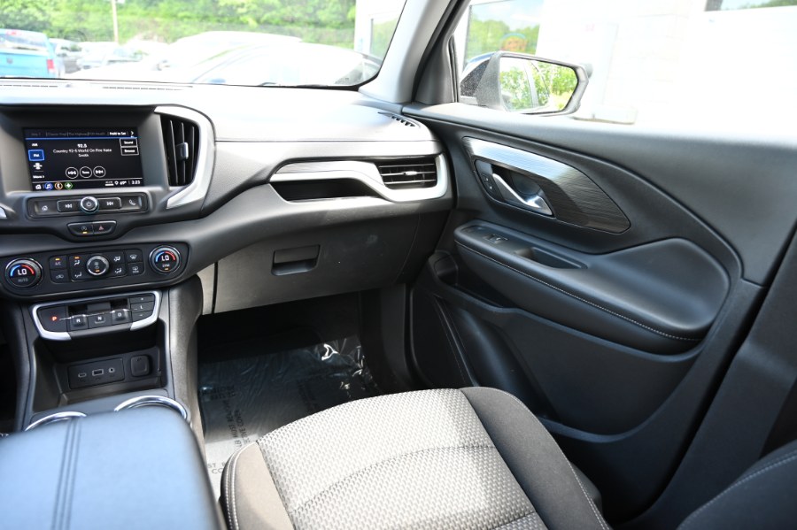 2022 GMC Terrain AWD 4dr SLE, available for sale in Waterbury, Connecticut | Highline Car Connection. Waterbury, Connecticut 2022 GMC Terrain AWD 4dr SLE, available for sale in Waterbury, Connecticut | Highline Car Connection. Waterbury, Connecticut