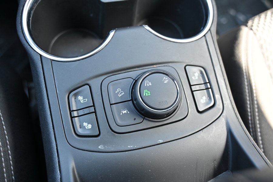 2022 GMC Terrain AWD 4dr SLE, available for sale in Waterbury, Connecticut | Highline Car Connection. Waterbury, Connecticut 2022 GMC Terrain AWD 4dr SLE, available for sale in Waterbury, Connecticut | Highline Car Connection. Waterbury, Connecticut