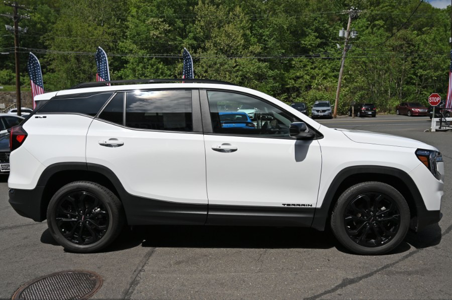 2022 GMC Terrain AWD 4dr SLE, available for sale in Waterbury, Connecticut | Highline Car Connection. Waterbury, Connecticut 2022 GMC Terrain AWD 4dr SLE, available for sale in Waterbury, Connecticut | Highline Car Connection. Waterbury, Connecticut