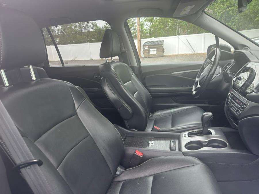 2019 Honda Pilot EX-L AWD, available for sale in Agawam, Massachusetts | Malkoon Motors. Agawam, Massachusetts 2019 Honda Pilot EX-L AWD, available for sale in Agawam, Massachusetts | Malkoon Motors. Agawam, Massachusetts